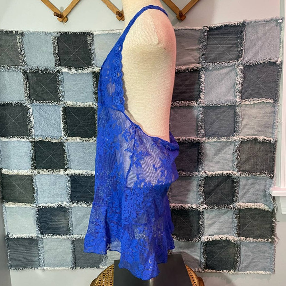 Victoria's Secret Backless Lace Dress - Picture 2 of 5